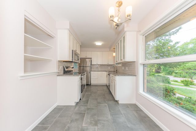 1517 Catalina Drive, Ann Arbor, MI 48103
