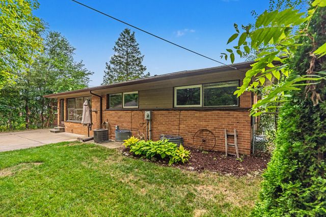 1517 Catalina Drive, Ann Arbor, MI 48103