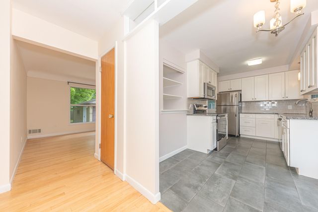 1517 Catalina Drive, Ann Arbor, MI 48103