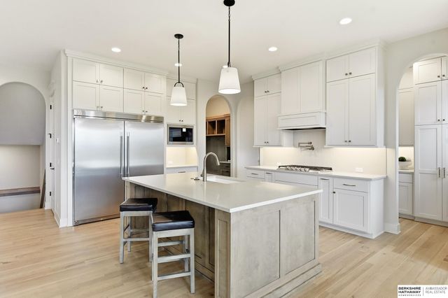 12610 S 79th Street, Papillion, NE 68046