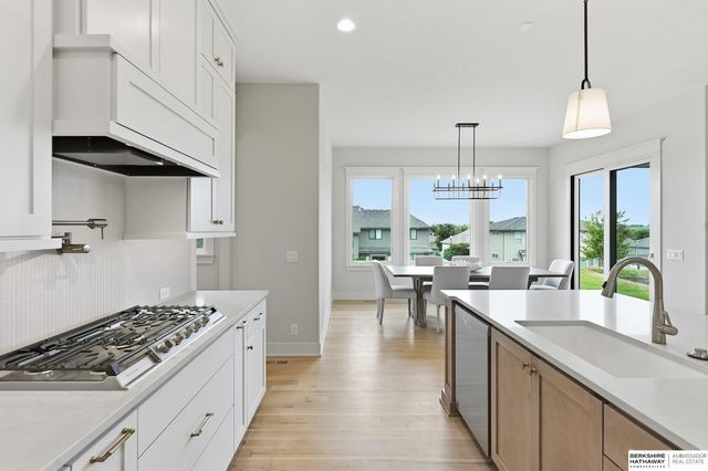 12610 S 79th Street, Papillion, NE 68046