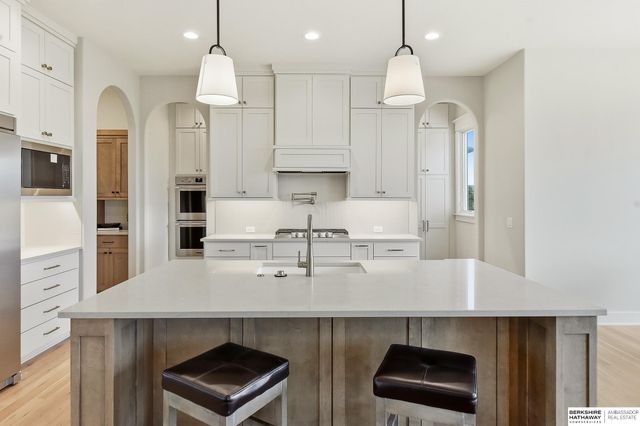 12610 S 79th Street, Papillion, NE 68046