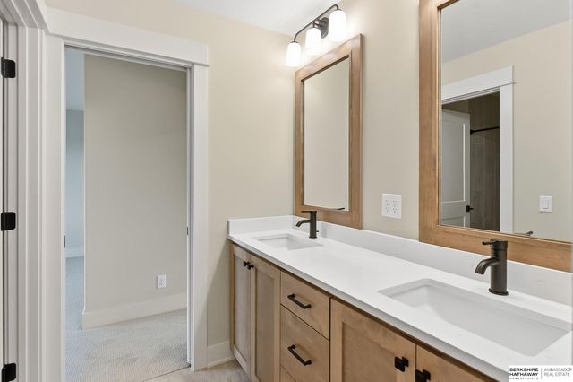12610 S 79th Street, Papillion, NE 68046