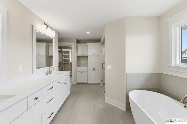 12610 S 79th Street, Papillion, NE 68046