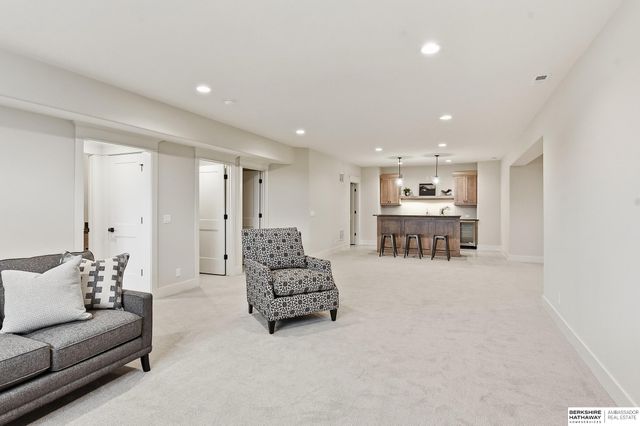 12610 S 79th Street, Papillion, NE 68046