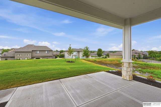 12610 S 79th Street, Papillion, NE 68046