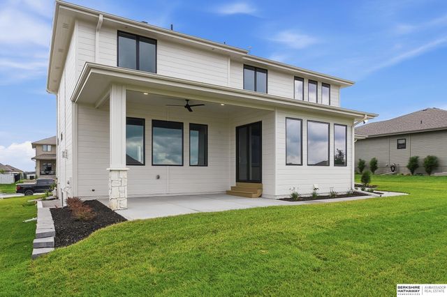 12610 S 79th Street, Papillion, NE 68046