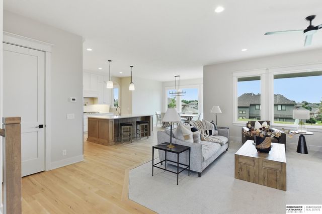 12610 S 79th Street, Papillion, NE 68046