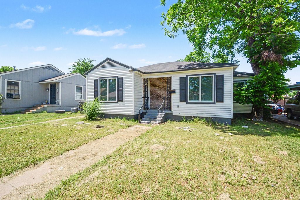 2475 Volga Avenue, Dallas, TX 75216