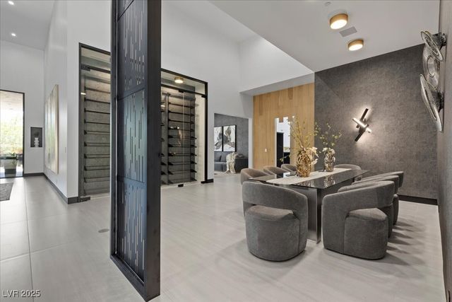 38 Skybird Court, Las Vegas, NV 89135