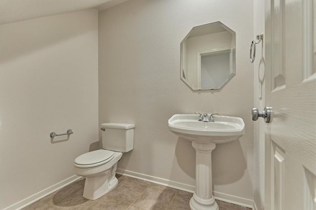 89 N Apple Springs Circle, The Woodlands, TX 77382