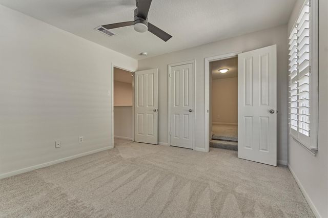 89 N Apple Springs Circle, The Woodlands, TX 77382