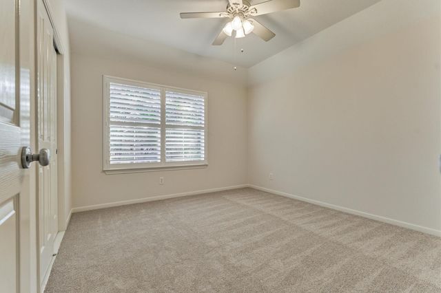 89 N Apple Springs Circle, The Woodlands, TX 77382