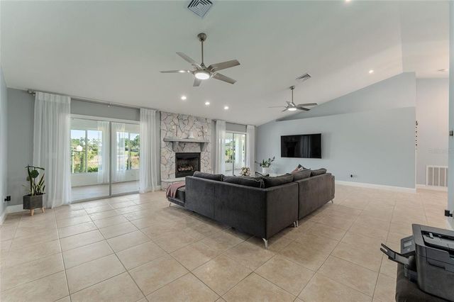 9336 COUNTY ROAD 125D, Wildwood, FL 34785