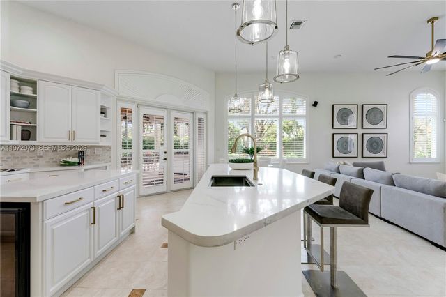 8561 SW 167th Ter, Palmetto Bay, FL 33157