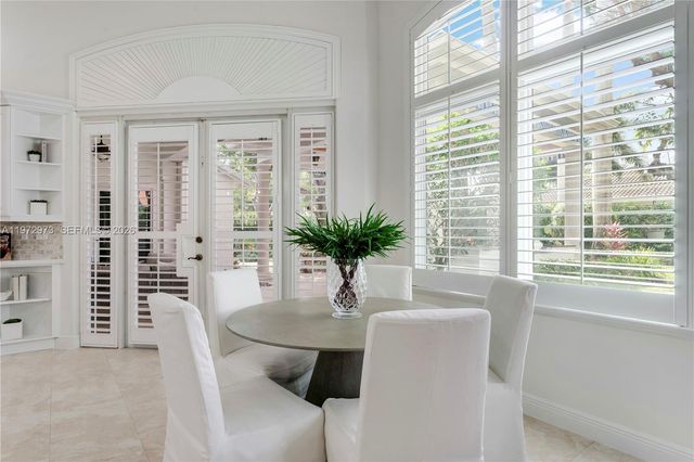 8561 SW 167th Ter, Palmetto Bay, FL 33157