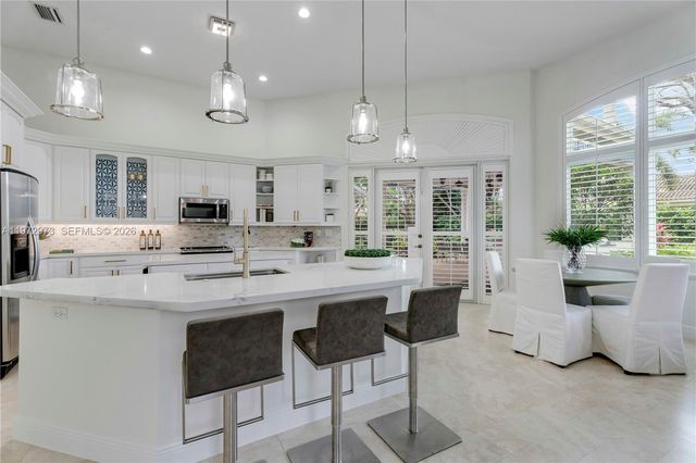 8561 SW 167th Ter, Palmetto Bay, FL 33157