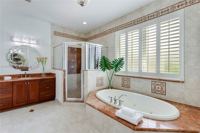 8561 SW 167th Ter, Palmetto Bay, FL 33157