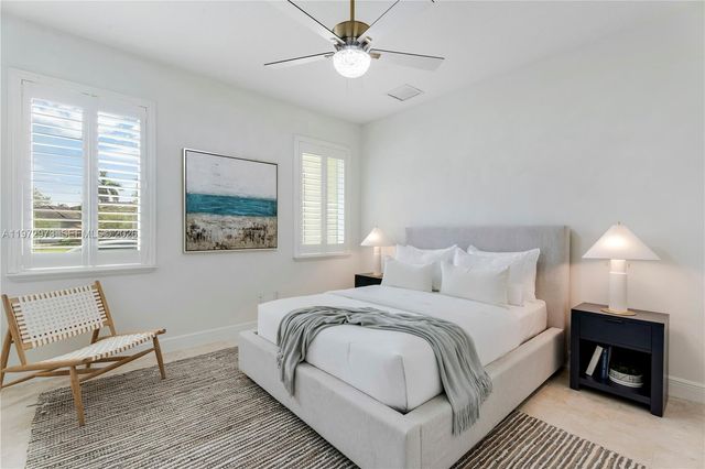 8561 SW 167th Ter, Palmetto Bay, FL 33157