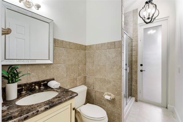 8561 SW 167th Ter, Palmetto Bay, FL 33157