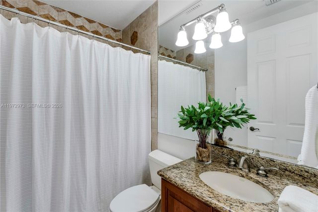 8561 SW 167th Ter, Palmetto Bay, FL 33157