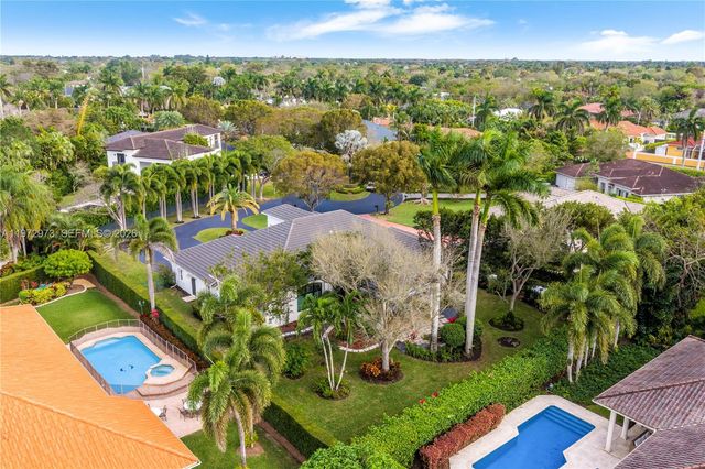 8561 SW 167th Ter, Palmetto Bay, FL 33157