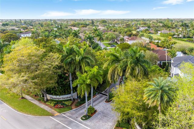 8561 SW 167th Ter, Palmetto Bay, FL 33157