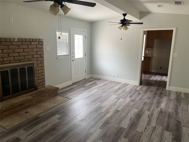 300 Whisenant Drive, Allen, TX 75013