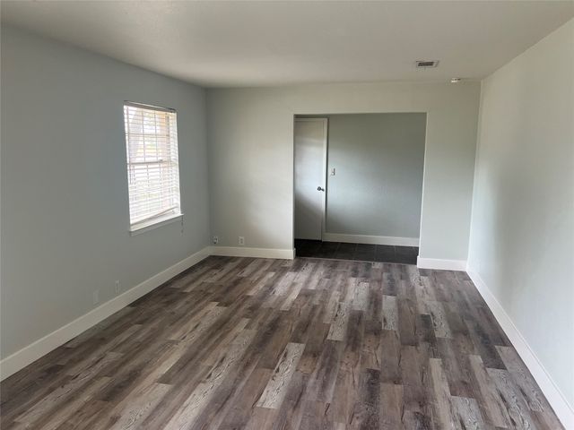 300 Whisenant Drive, Allen, TX 75013