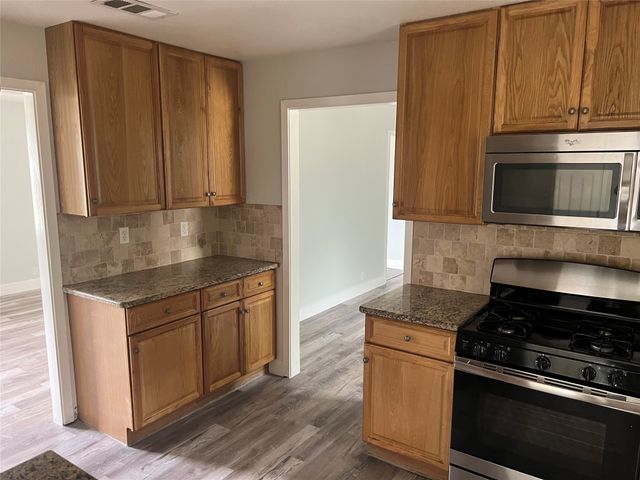 300 Whisenant Drive, Allen, TX 75013