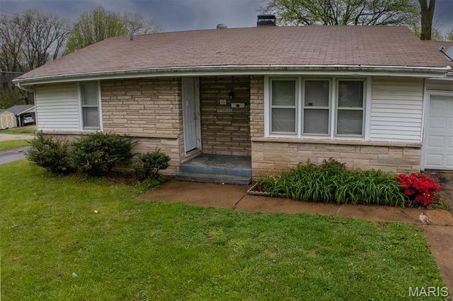 11 S 44th Street, Belleville, IL 62226