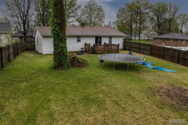 11 S 44th Street, Belleville, IL 62226