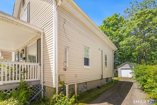 17 Whitney Street, East Hartford, CT 06118
