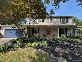 37298 Robindale Court, Clinton Township, MI 48036