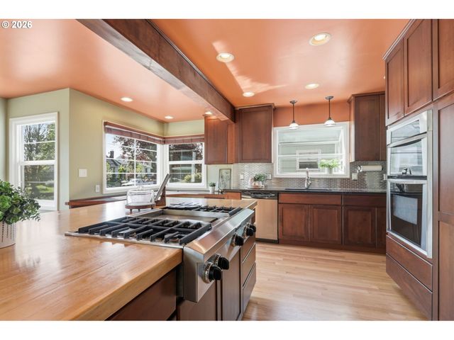 5415 Ne 32ND Ave, Portland, OR 97211