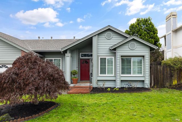 8814 Clothier Ln, Cotati, CA 94931