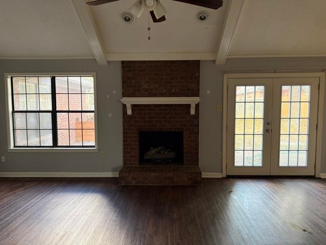 8518 CHIMNEYROCK BLVD, Memphis, TN 38016