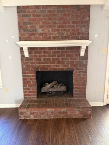 8518 CHIMNEYROCK BLVD, Memphis, TN 38016