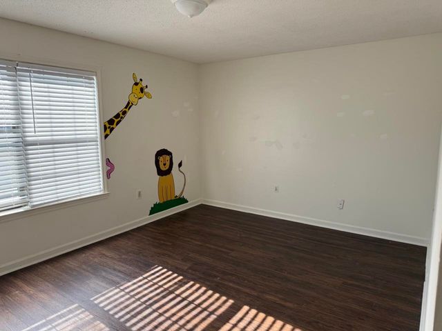 8518 CHIMNEYROCK BLVD, Memphis, TN 38016