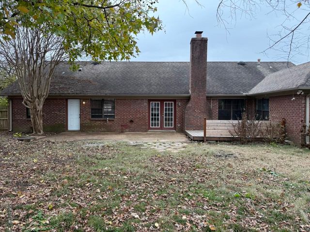 8518 CHIMNEYROCK BLVD, Memphis, TN 38016