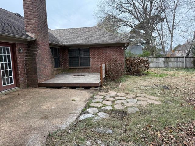 8518 CHIMNEYROCK BLVD, Memphis, TN 38016