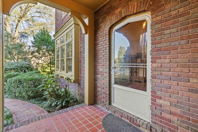 35 BELLEAIR DR, Memphis, TN 38104