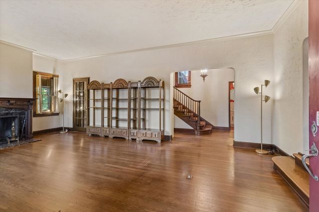 35 BELLEAIR DR, Memphis, TN 38104