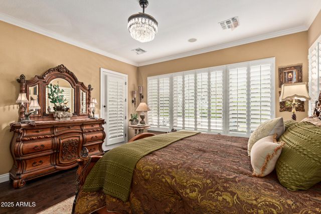 1658 E AZAFRAN Trail, Queen Creek, AZ 85140