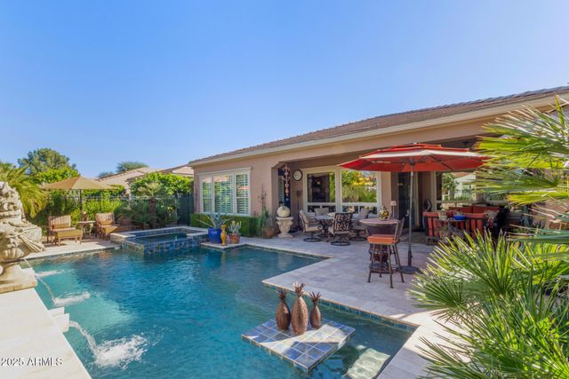 1658 E AZAFRAN Trail, Queen Creek, AZ 85140