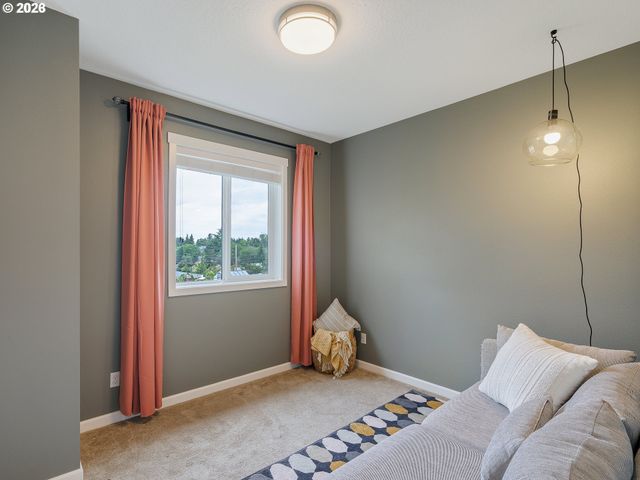 5425 N MINNESOTA Ave 6, Portland, OR 97217