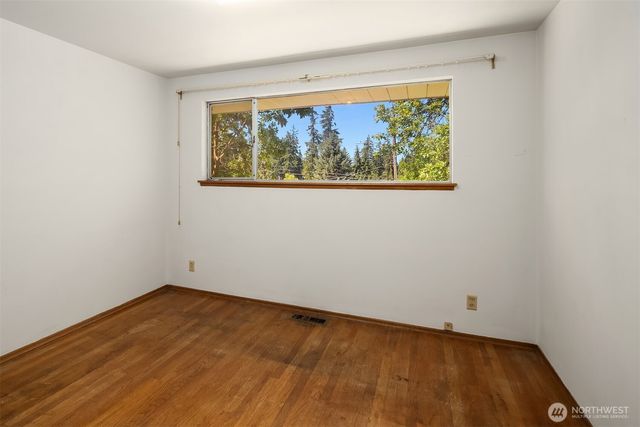 8725 Maple Lane, Edmonds, WA 98026