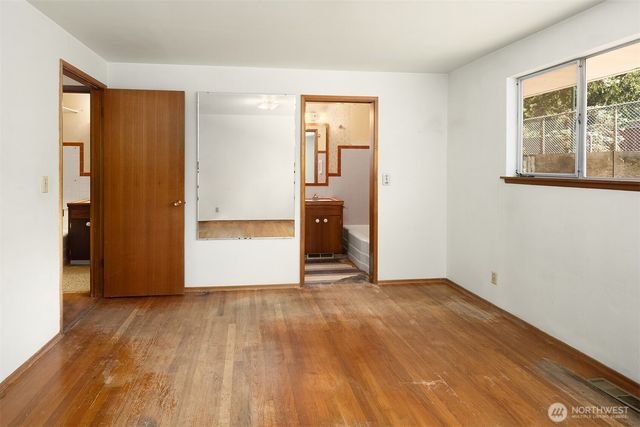 8725 Maple Lane, Edmonds, WA 98026