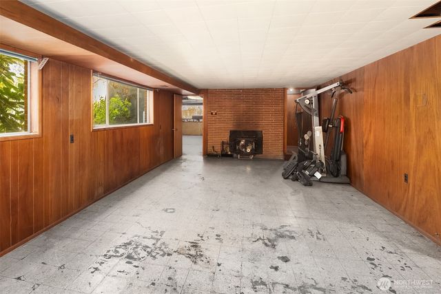 8725 Maple Lane, Edmonds, WA 98026