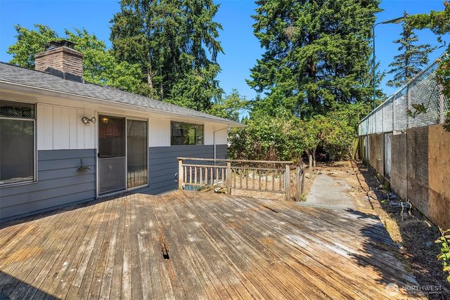 8725 Maple Lane, Edmonds, WA 98026